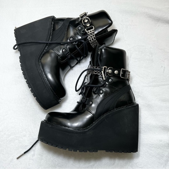 Puma x Fenty by Rihanna Women's Sb Wedge Rihanna Mid-Calf Leather Sneaker - Picture 12 of 15